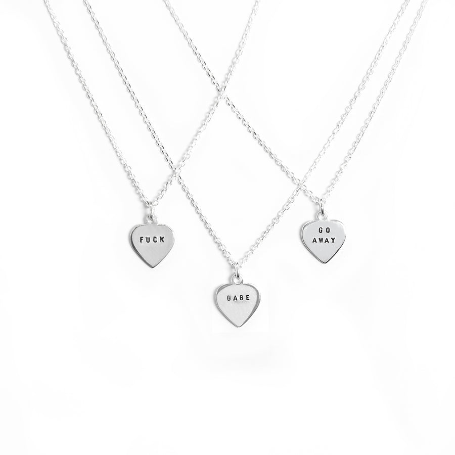 Go Away Kette Personalisiert, Halskette Silber 925, Personalisierte Kette mit Herz Anhänger, Herzkette von Pour la Rebelle