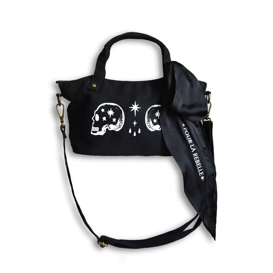 Stern Totenkopf Handtasche im Gothic Stil, alternativer und auffälliger Accessoire mit Totenkopf-Design, rebellische Tasche für Damen von Pour la Rebelle