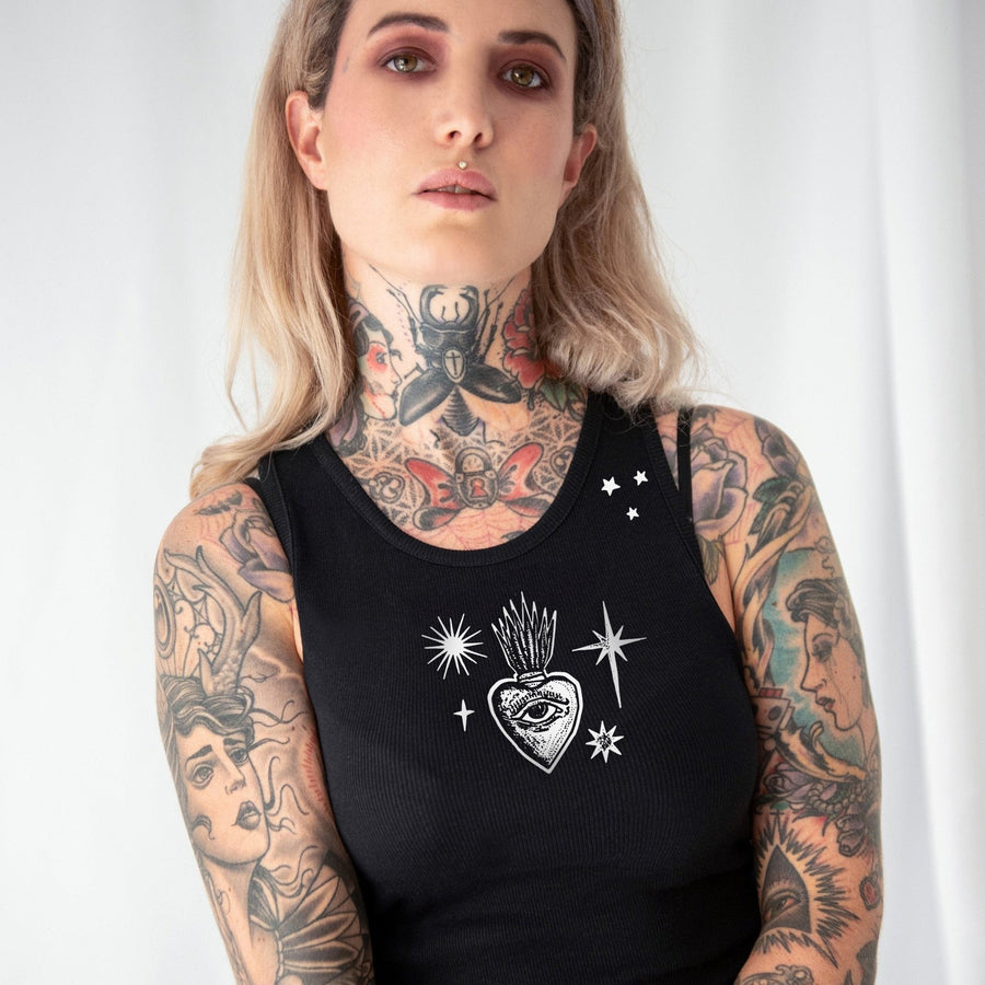 Ex-Voto Herz Crop Top im Gothic Stil, alternativer und auffälliger Look, bauchfreies Top mit Herz-Design für Damen von Pour la Rebelle