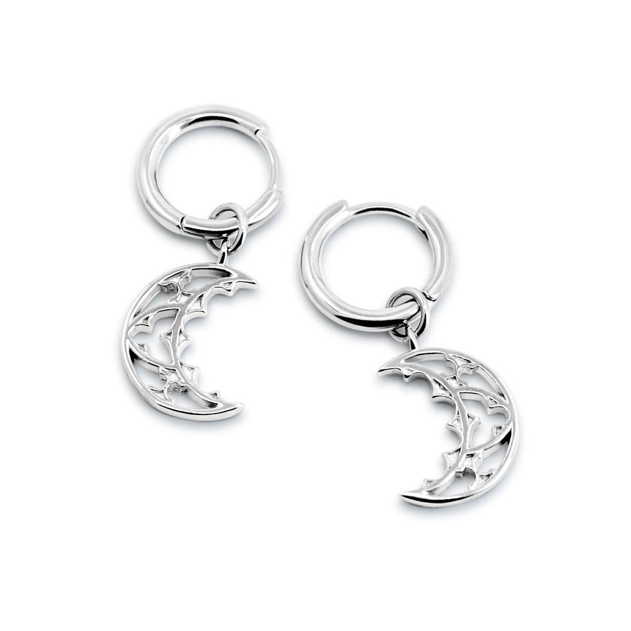 Gothic Kathedralen Mond Ohrringe aus 925 Silber, alternativer und mystischer Schmuck, detailreiche silbernen Ohrringe mit Kathedralen-Mond-Design für Damen von Pour la Rebelle.
