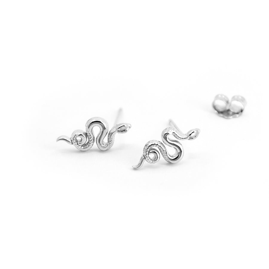 Schlangen Ohrstecker aus 925 Silber, Schlangen Ohrringe, Gothic und alternativer Schmuck, mystische Ohrringe mit Schlangen-Design für Damen von Pour la Rebelle