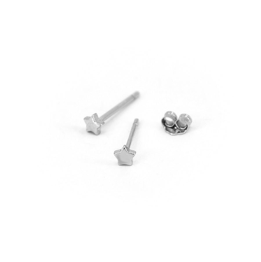 Stern Ohrstecker aus 925 Silber, minimalistischer Schmuck, ideal für Mix & Match, stylische und magische Ohrringe für Damen von Pour la Rebelle