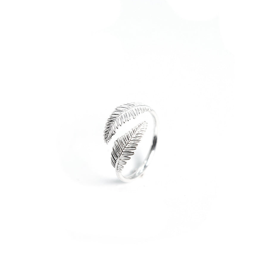 Ring Blätter Farn, verstellbarer Ring 925 Silber, Blatt Ring, Plant Lover Schmuck von Pour la Rebelle